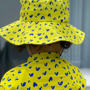 Hat Mini Hearts on Yellow